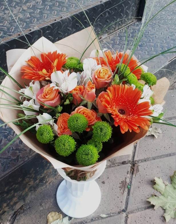 Букет цветов из: Герберы, Хризантемы, Альстромерии и Розы в Мечниково