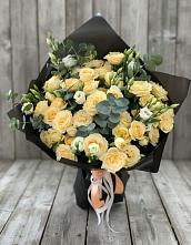 Букет цветов из:  Розы и Лизиантусы в Мечниково