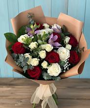 Букет цветов из:  Розы и Альстромерии #REPLACE_PRED# Мечниково