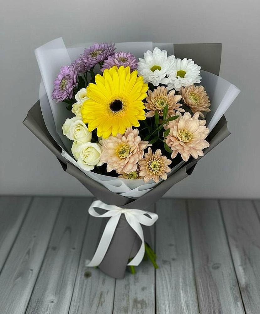 Букет цветов из: Розы, Герберы и Хризантемы в Мечниково