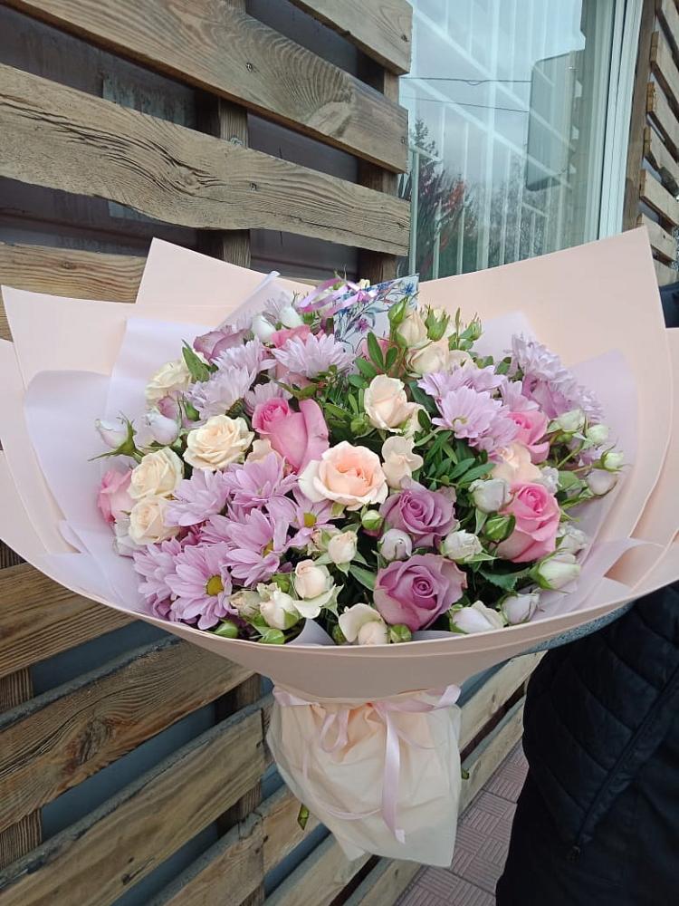 Букет цветов из: Розы и Хризантемы в Мечниково