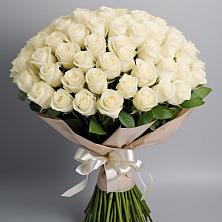 Букет 101 беля роза Белоснежка в Мечниково