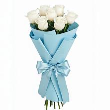 Букет 7 белых роз Проуд в Мечниково