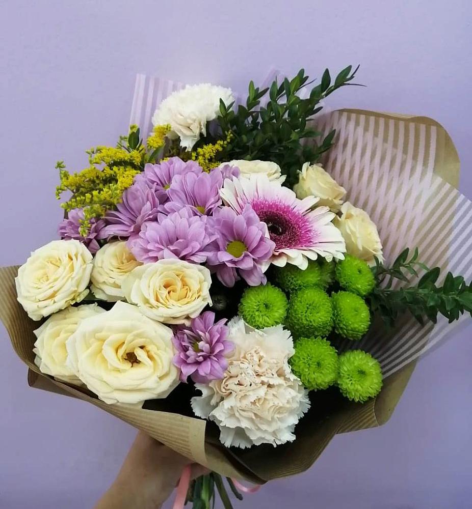 Букет цветов из: Хризантемы, Розы, Гвоздики и Герберы в Мечниково