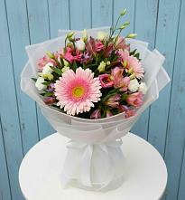 Букет цветов из:  Герберы, Альстромерии и Лизиантусы в Мечниково